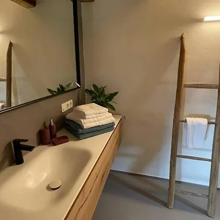 4br Cozy House In